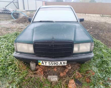 Зелений Мерседес 190, об'ємом двигуна 2 л та пробігом 100 тис. км за 650 $, фото 4 на Automoto.ua