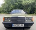 Зелений Мерседес 190, об'ємом двигуна 2 л та пробігом 370 тис. км за 2100 $, фото 1 на Automoto.ua
