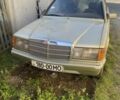 Мерседес 190 1986 в Вижнице на Automoto.ua Зеленый Мерседес 190, объемом двигателя 2 л и пробегом 439 тыс. км за 650 $, фото 1 на Automoto.ua