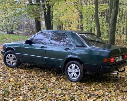 Мерседес 190 1986 в Виннице на Automoto.ua Зеленый Мерседес 190, объемом двигателя 2 л и пробегом 500 тыс. км за 1400 $, фото 9 на Automoto.ua