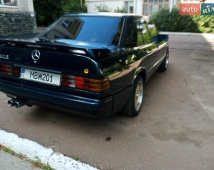 Зелений Мерседес 190, об'ємом двигуна 2 л та пробігом 1 тис. км за 3000 $, фото 9 на Automoto.ua