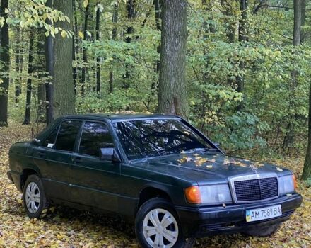 Мерседес 190 1986 в Виннице на Automoto.ua Зеленый Мерседес 190, объемом двигателя 2 л и пробегом 500 тыс. км за 1400 $, фото 6 на Automoto.ua