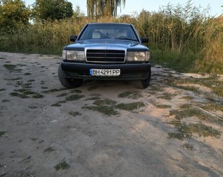 Зеленый Мерседес 190, объемом двигателя 2 л и пробегом 350 тыс. км за 1850 $, фото 2 на Automoto.ua