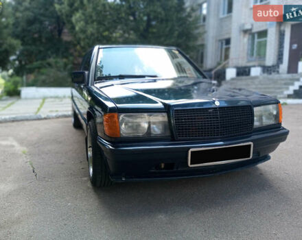 Зеленый Мерседес 190, объемом двигателя 2 л и пробегом 1 тыс. км за 3000 $, фото 1 на Automoto.ua