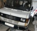 Білий Мерседес 200, об'ємом двигуна 2.3 л та пробігом 200 тис. км за 1117 $, фото 1 на Automoto.ua