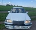 Білий Мерседес 200, об'ємом двигуна 2 л та пробігом 3 тис. км за 3300 $, фото 1 на Automoto.ua