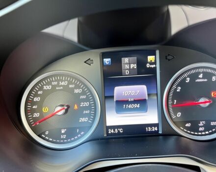 Белый Мерседес 200, объемом двигателя 2 л и пробегом 114 тыс. км за 21000 $, фото 1 на Automoto.ua