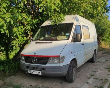 Білий Мерседес 200, об'ємом двигуна 2 л та пробігом 2 тис. км за 5000 $, фото 2 на Automoto.ua