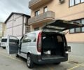 Білий Мерседес 200, об'ємом двигуна 2.1 л та пробігом 415 тис. км за 7500 $, фото 6 на Automoto.ua