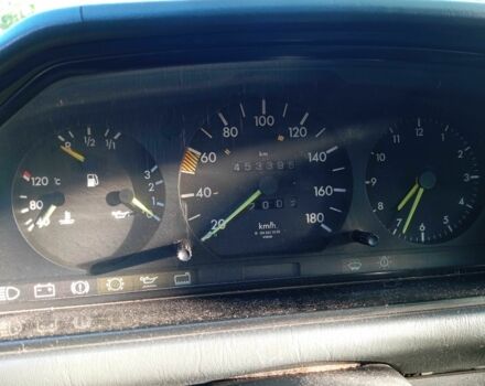 Білий Мерседес 200, об'ємом двигуна 2 л та пробігом 454 тис. км за 2000 $, фото 5 на Automoto.ua