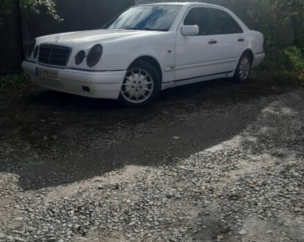 Білий Мерседес 200, об'ємом двигуна 2 л та пробігом 413 тис. км за 3950 $, фото 3 на Automoto.ua