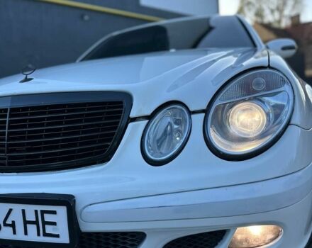 Белый Мерседес 200, объемом двигателя 2.1 л и пробегом 450 тыс. км за 5000 $, фото 8 на Automoto.ua