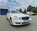 Белый Мерседес 200, объемом двигателя 2.1 л и пробегом 240 тыс. км за 5500 $, фото 1 на Automoto.ua