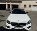 Белый Мерседес 200, объемом двигателя 2 л и пробегом 112 тыс. км за 34948 $, фото 1 на Automoto.ua
