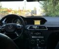 Белый Мерседес 200, объемом двигателя 2.1 л и пробегом 360 тыс. км за 10999 $, фото 5 на Automoto.ua