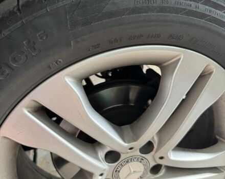 Білий Мерседес 200, об'ємом двигуна 2.1 л та пробігом 117 тис. км за 21400 $, фото 7 на Automoto.ua