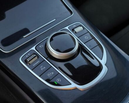 Білий Мерседес 200, об'ємом двигуна 1.6 л та пробігом 240 тис. км за 15800 $, фото 14 на Automoto.ua