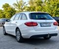 Білий Мерседес 200, об'ємом двигуна 1.6 л та пробігом 240 тис. км за 15800 $, фото 5 на Automoto.ua