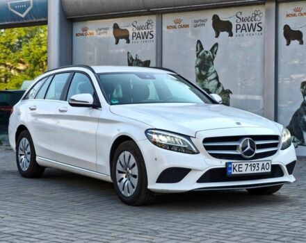 Білий Мерседес 200, об'ємом двигуна 1.6 л та пробігом 240 тис. км за 15800 $, фото 1 на Automoto.ua