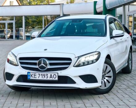 Білий Мерседес 200, об'ємом двигуна 1.6 л та пробігом 240 тис. км за 15800 $, фото 3 на Automoto.ua