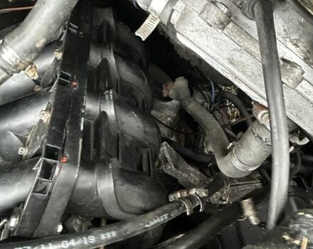 Білий Мерседес 200, об'ємом двигуна 2.1 л та пробігом 500 тис. км за 7100 $, фото 17 на Automoto.ua