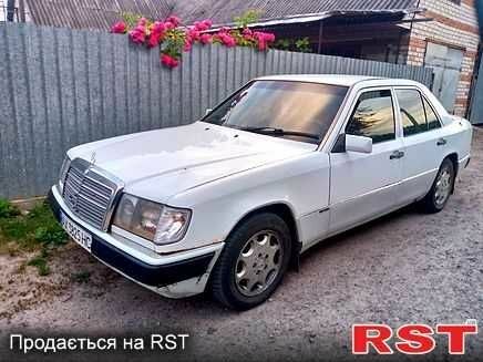 Мерседес 200 1991 в Шишаках на Automoto.ua Белый Мерседес 200, объемом двигателя 2 л и пробегом 453 тыс. км за 65000 $, фото 1 на Automoto.ua