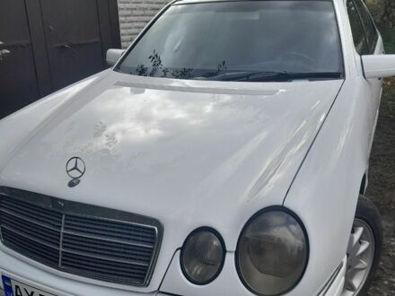 Мерседес 200 1997 у Харкові на Automoto.ua Білий Мерседес 200, об'ємом двигуна 2 л та пробігом 413 тис. км за 3950 $, фото 1 на Automoto.ua