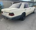 Мерседес 200 1997 в Першотравенске на Automoto.ua Бежевый Мерседес 200, объемом двигателя 0 л и пробегом 265 тыс. км за 1199 $, фото 4 на Automoto.ua