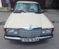 Бежевий Мерседес 200, об'ємом двигуна 2 л та пробігом 999 тис. км за 2200 $, фото 1 на Automoto.ua