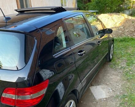 Чорний Мерседес 200, об'ємом двигуна 2 л та пробігом 250 тис. км за 6800 $, фото 22 на Automoto.ua