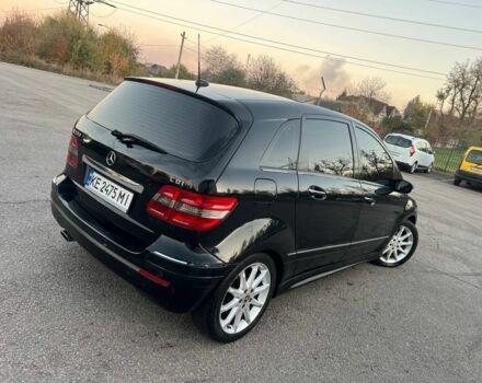 Черный Мерседес 200, объемом двигателя 2 л и пробегом 230 тыс. км за 7199 $, фото 2 на Automoto.ua