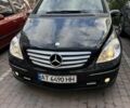 Черный Мерседес 200, объемом двигателя 2 л и пробегом 224 тыс. км за 6950 $, фото 1 на Automoto.ua