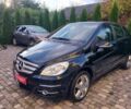 Чорний Мерседес 200, об'ємом двигуна 2 л та пробігом 182 тис. км за 7700 $, фото 5 на Automoto.ua