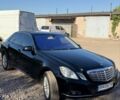 Чорний Мерседес 200, об'ємом двигуна 2.1 л та пробігом 275 тис. км за 8400 $, фото 2 на Automoto.ua