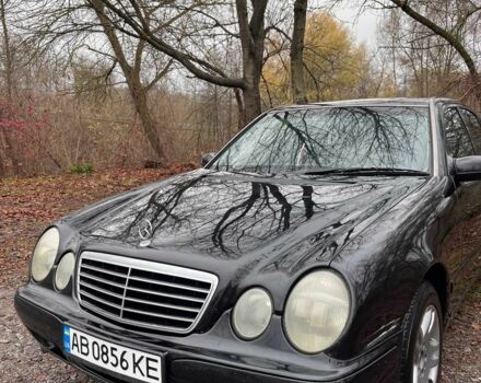 Чорний Мерседес 200, об'ємом двигуна 2 л та пробігом 3 тис. км за 2300 $, фото 6 на Automoto.ua