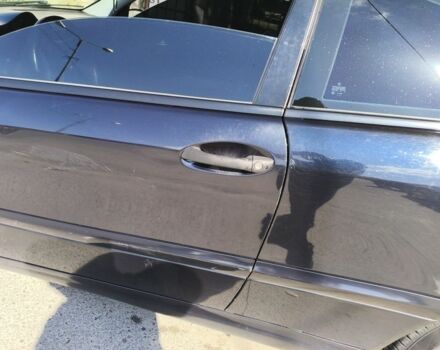 Черный Мерседес 200, объемом двигателя 2.1 л и пробегом 450 тыс. км за 3900 $, фото 5 на Automoto.ua