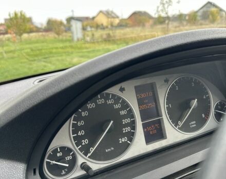 Черный Мерседес 200, объемом двигателя 2 л и пробегом 207 тыс. км за 7000 $, фото 3 на Automoto.ua