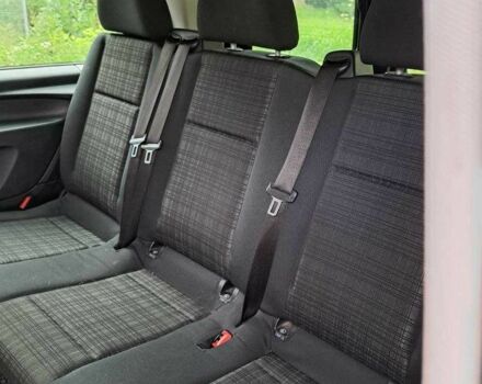 Черный Мерседес 200, объемом двигателя 2 л и пробегом 180 тыс. км за 21000 $, фото 15 на Automoto.ua