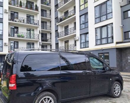 Черный Мерседес 200, объемом двигателя 2 л и пробегом 180 тыс. км за 21000 $, фото 2 на Automoto.ua