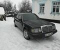 Черный Мерседес 200, объемом двигателя 2 л и пробегом 430 тыс. км за 950 $, фото 1 на Automoto.ua