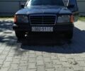 Черный Мерседес 200, объемом двигателя 2 л и пробегом 120 тыс. км за 2184 $, фото 1 на Automoto.ua