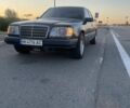 Чорний Мерседес 200, об'ємом двигуна 2 л та пробігом 350 тис. км за 3000 $, фото 6 на Automoto.ua