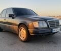 Чорний Мерседес 200, об'ємом двигуна 2 л та пробігом 350 тис. км за 3000 $, фото 2 на Automoto.ua