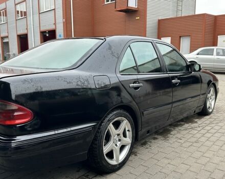 Черный Мерседес 200, объемом двигателя 2 л и пробегом 3 тыс. км за 5000 $, фото 6 на Automoto.ua