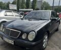 Черный Мерседес 200, объемом двигателя 2.4 л и пробегом 290 тыс. км за 3600 $, фото 1 на Automoto.ua