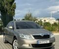 Чорний Мерседес 200, об'ємом двигуна 2 л та пробігом 400 тис. км за 4417 $, фото 1 на Automoto.ua
