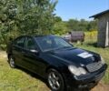 Чорний Мерседес 200, об'ємом двигуна 2.2 л та пробігом 200 тис. км за 2407 $, фото 1 на Automoto.ua