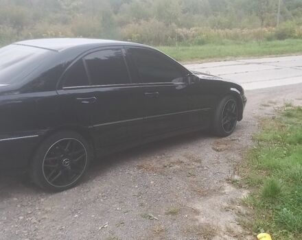 Чорний Мерседес 200, об'ємом двигуна 2 л та пробігом 385 тис. км за 3900 $, фото 3 на Automoto.ua