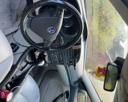 Чорний Мерседес 200, об'ємом двигуна 2 л та пробігом 150 тис. км за 1350 $, фото 5 на Automoto.ua