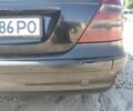 Черный Мерседес 200, объемом двигателя 2.1 л и пробегом 450 тыс. км за 4500 $, фото 19 на Automoto.ua
